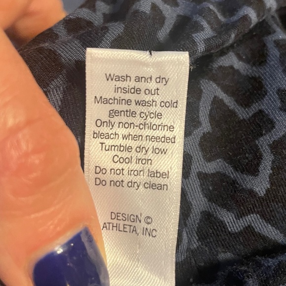 Athleta Seaside Foldover Faux Wrap Skirt Navy GeoPrint size M - Picture 7 of 7